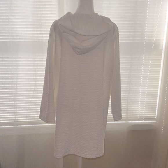 Dotti M White Terrycloth Textured Full Zip Hooded Robe Swim Coverup - Picture 2 of 14